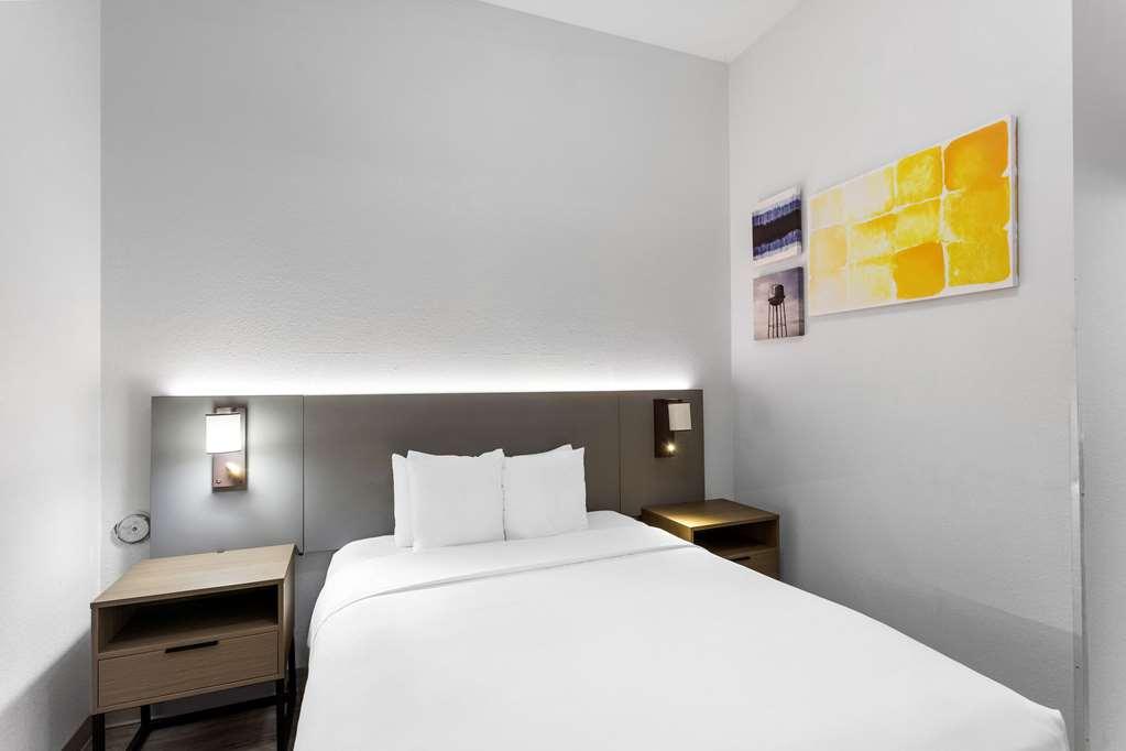 Comfort Inn & Suites Kenosha-Pleasant Prairie Стая снимка