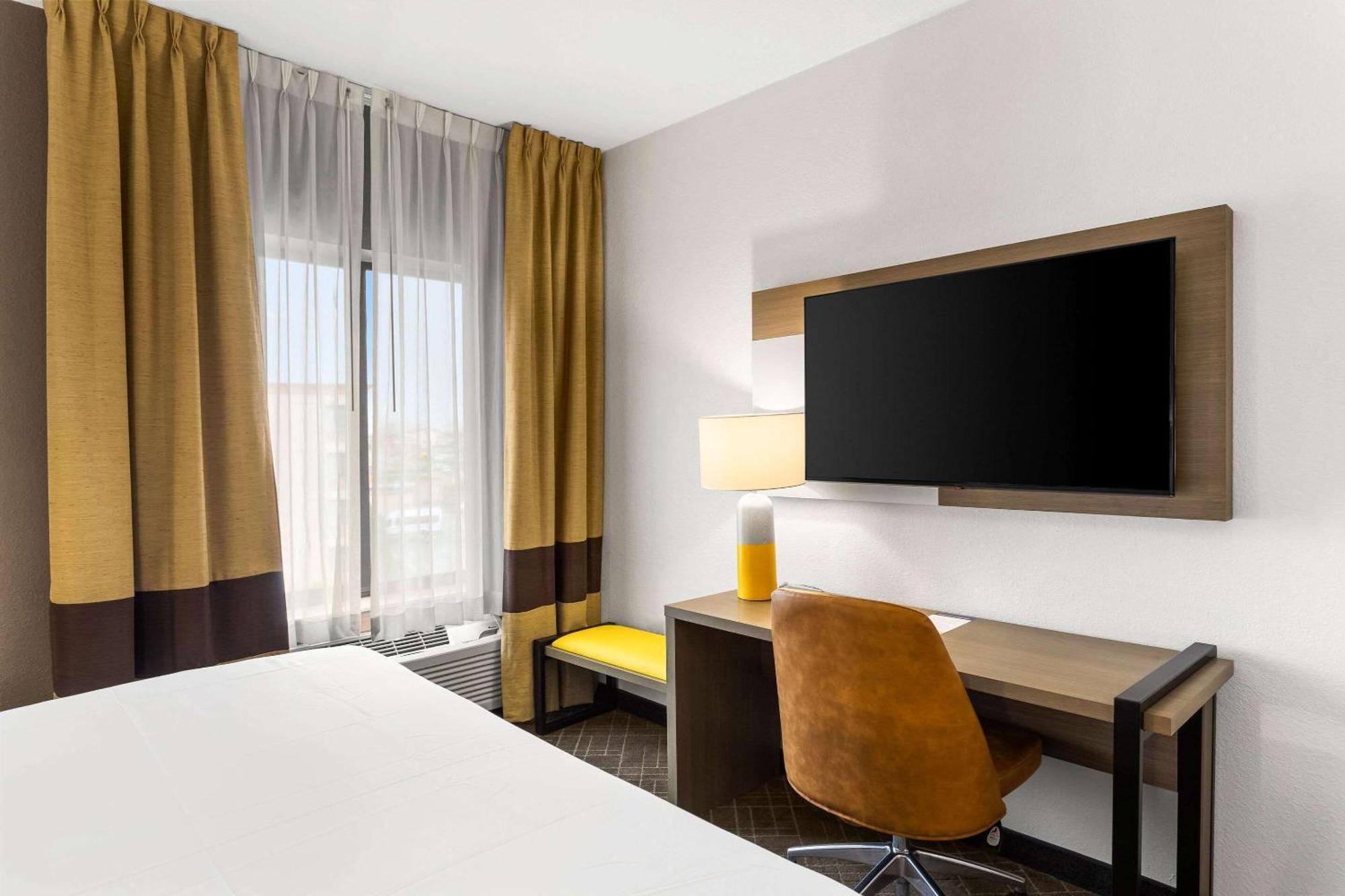Comfort Inn & Suites Kenosha-Pleasant Prairie Екстериор снимка